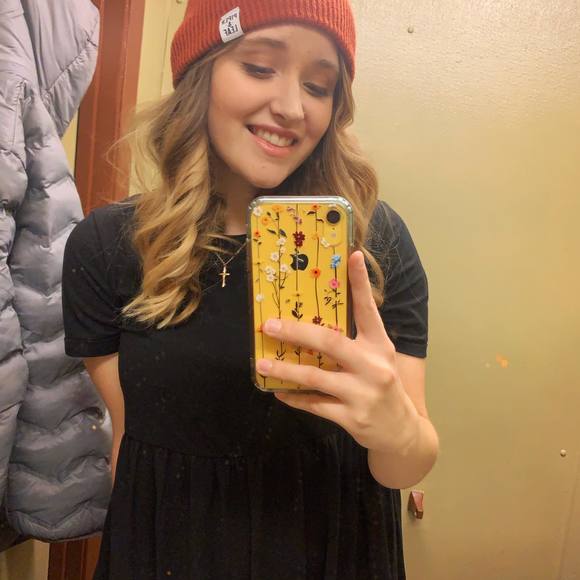 Meet your Posher, Sarahjayne - Picture 1 of 1